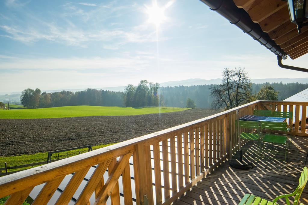 Biohof Schmidbauer Lägenhet Frankenburg am Hausruck Exteriör bild